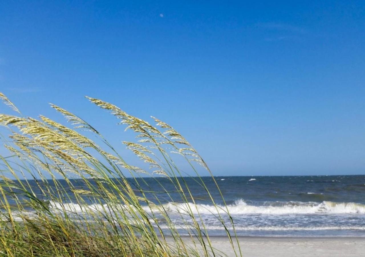 Ocean Dunes Villas #111, Beach Condo In Coligny Beach, 43 S Forest Beach Dr, Hilton Head Sc, Oceanfront Condo, Heated Pool, By Vacation Rental Hhi Hilton Head Island Exterior foto