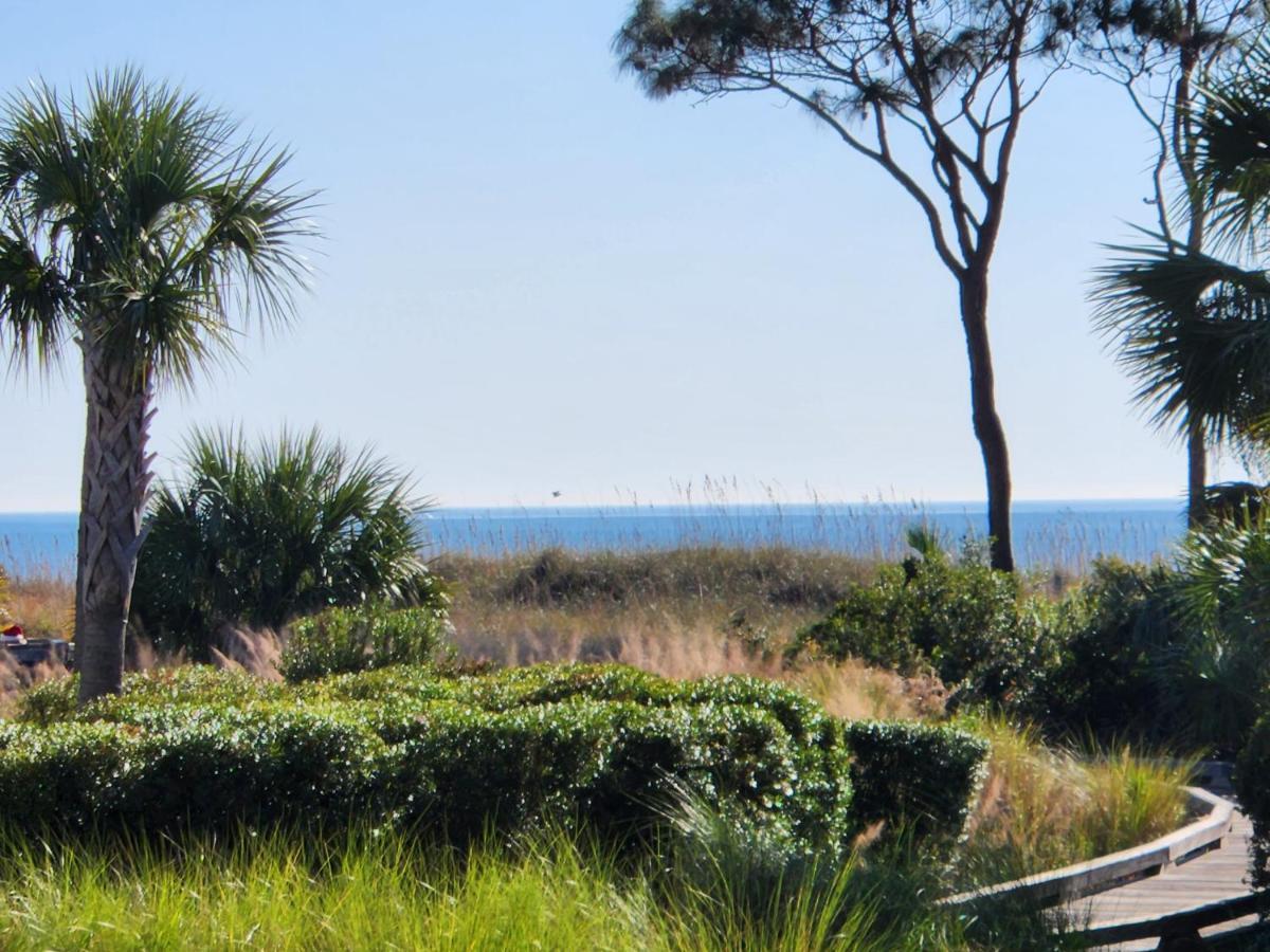 Ocean Dunes Villas #111, Beach Condo In Coligny Beach, 43 S Forest Beach Dr, Hilton Head Sc, Oceanfront Condo, Heated Pool, By Vacation Rental Hhi Hilton Head Island Exterior foto