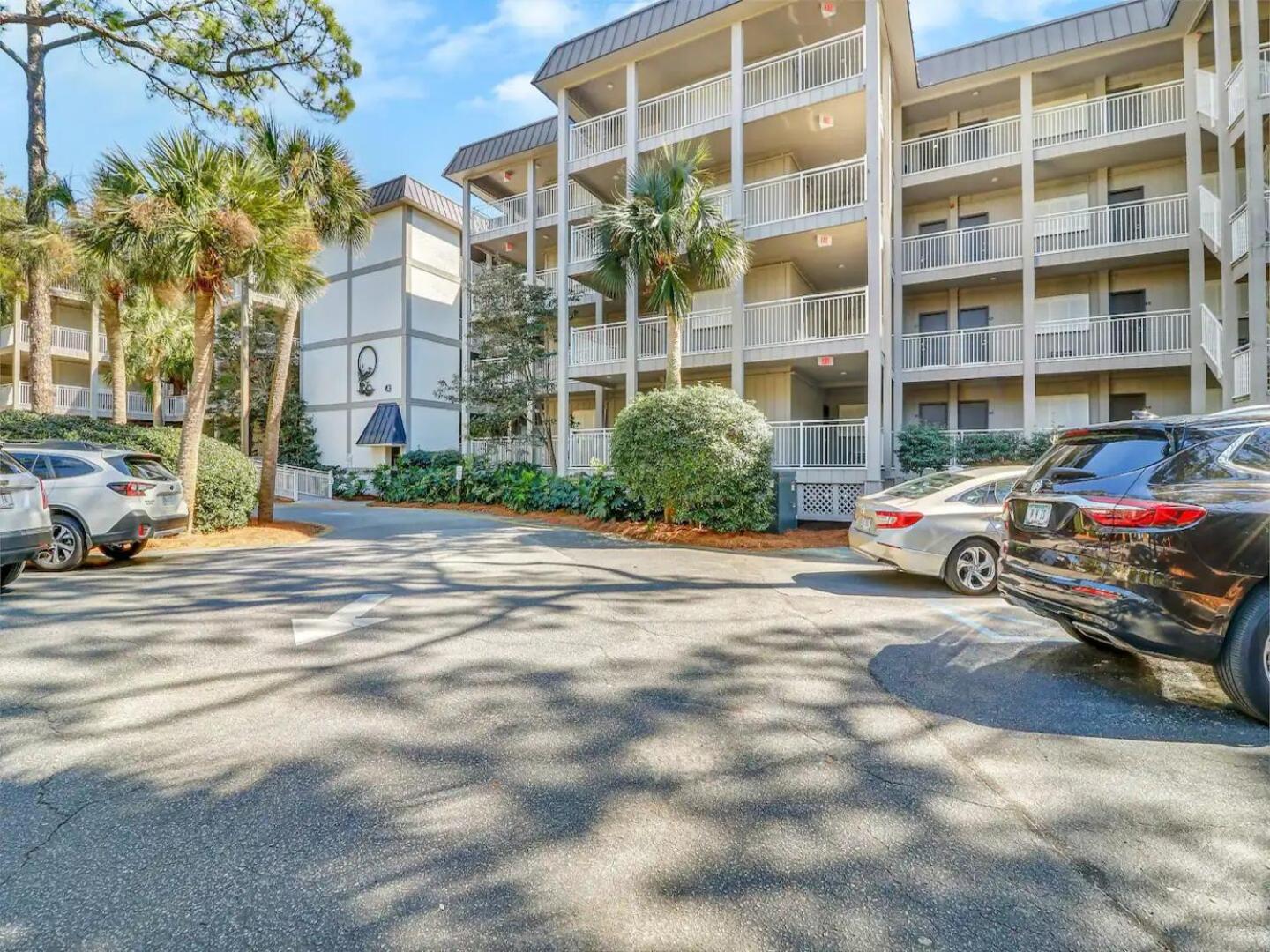 Ocean Dunes Villas #111, Beach Condo In Coligny Beach, 43 S Forest Beach Dr, Hilton Head Sc, Oceanfront Condo, Heated Pool, By Vacation Rental Hhi Hilton Head Island Exterior foto