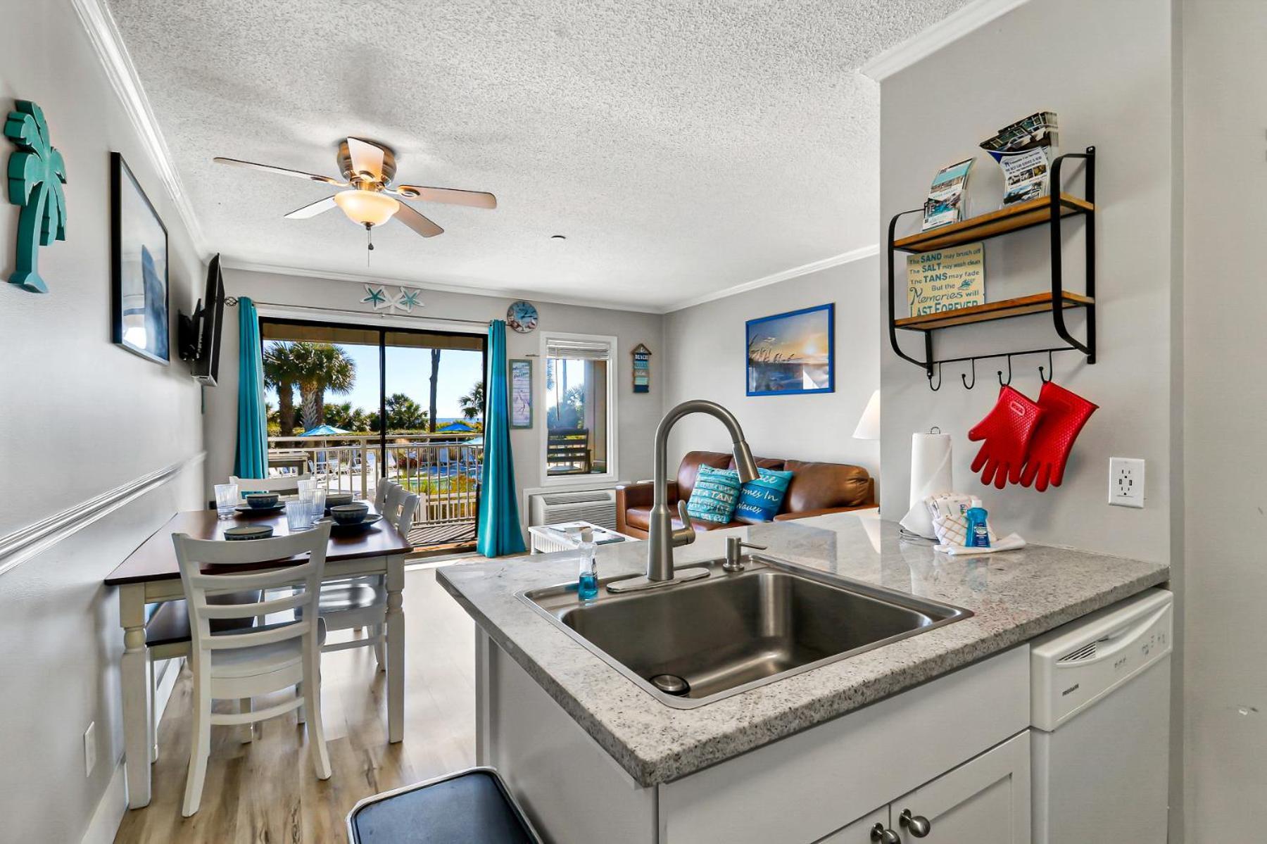 Ocean Dunes Villas #111, Beach Condo In Coligny Beach, 43 S Forest Beach Dr, Hilton Head Sc, Oceanfront Condo, Heated Pool, By Vacation Rental Hhi Hilton Head Island Exterior foto